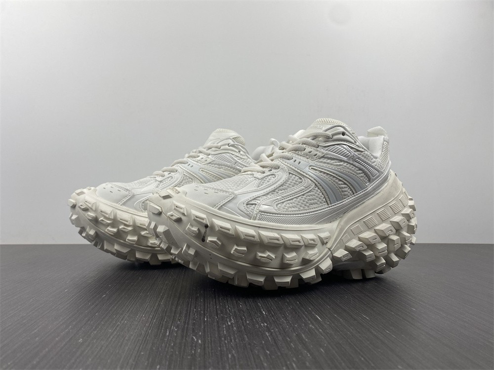 Ba*len*cia*ga bouncer chunky-sole sneakers