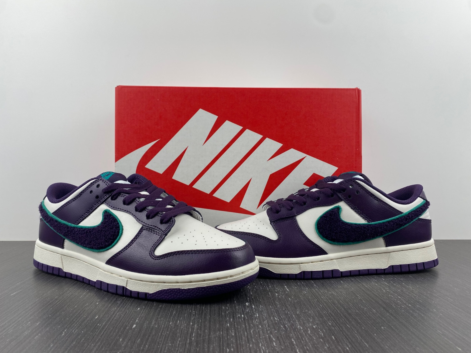 Nike Dunk Low Chenille White Purple DQ7683-100