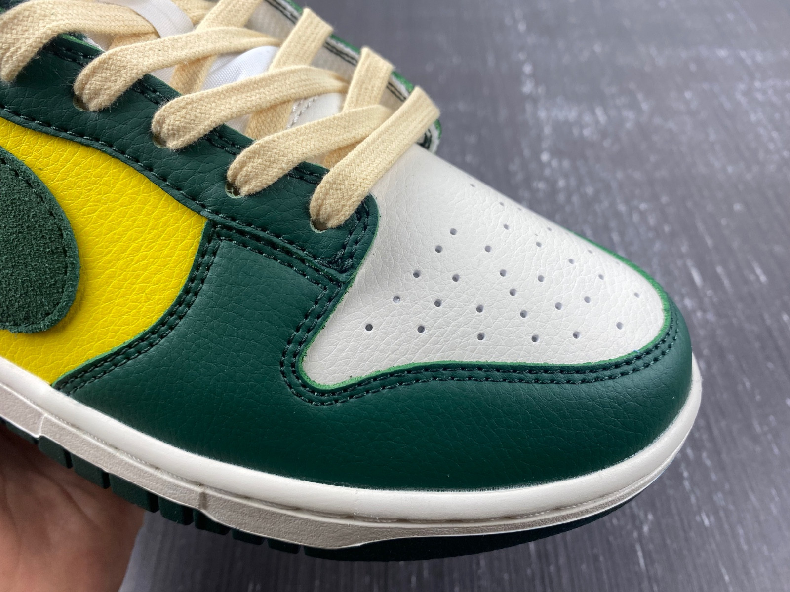 Nike Dunk Low SE Noble Green FD0350-133