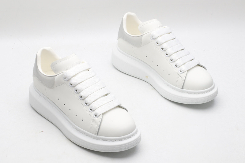 ALEXANDER MCQUEEN SNEAKER