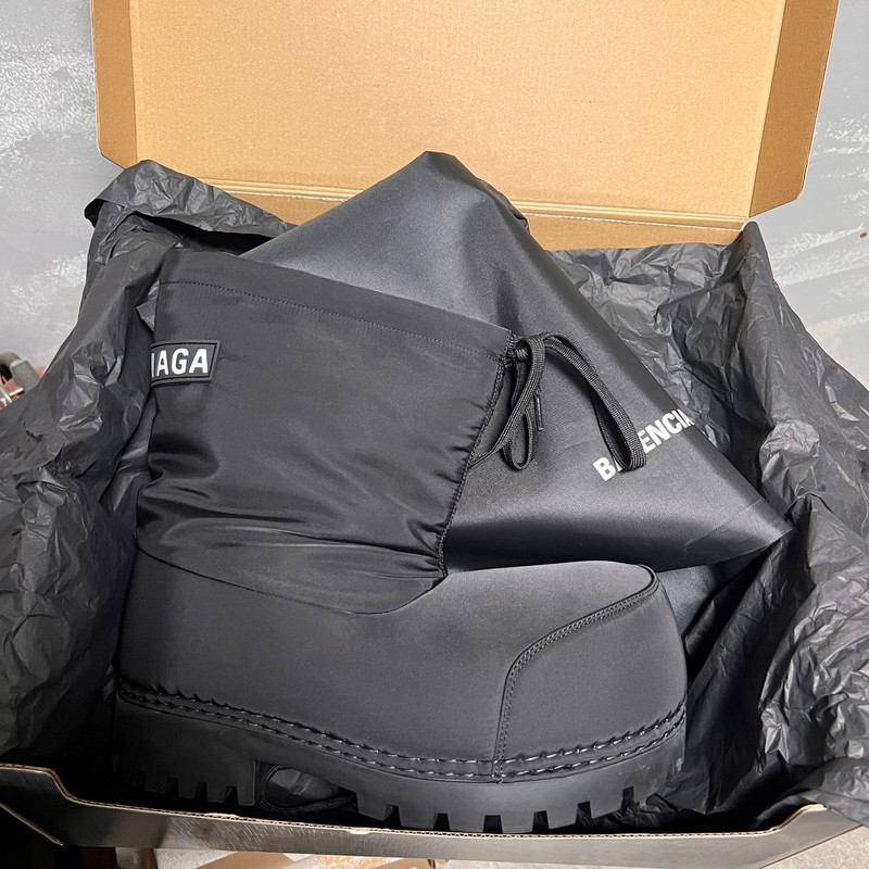 Balenciaga Alaska High Boot in black nylon