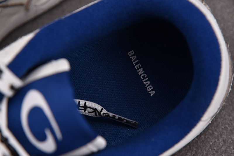 Balenciaga Hamptons Worn-Out White / Dark Blue