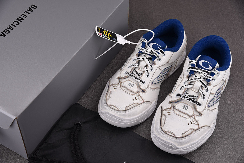 Balenciaga Hamptons Worn-Out White / Dark Blue