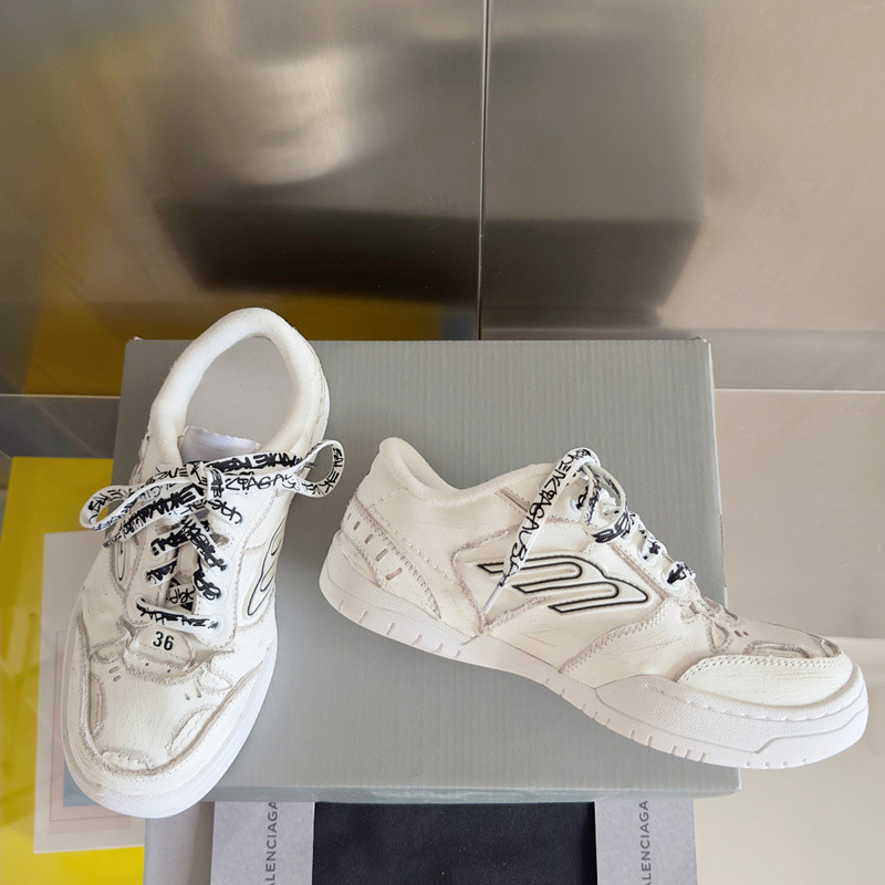 BALENCIAGA Launches New Hamptons Sneaker