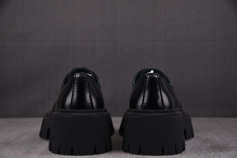 Balenciaga Tractor leather loafers in black