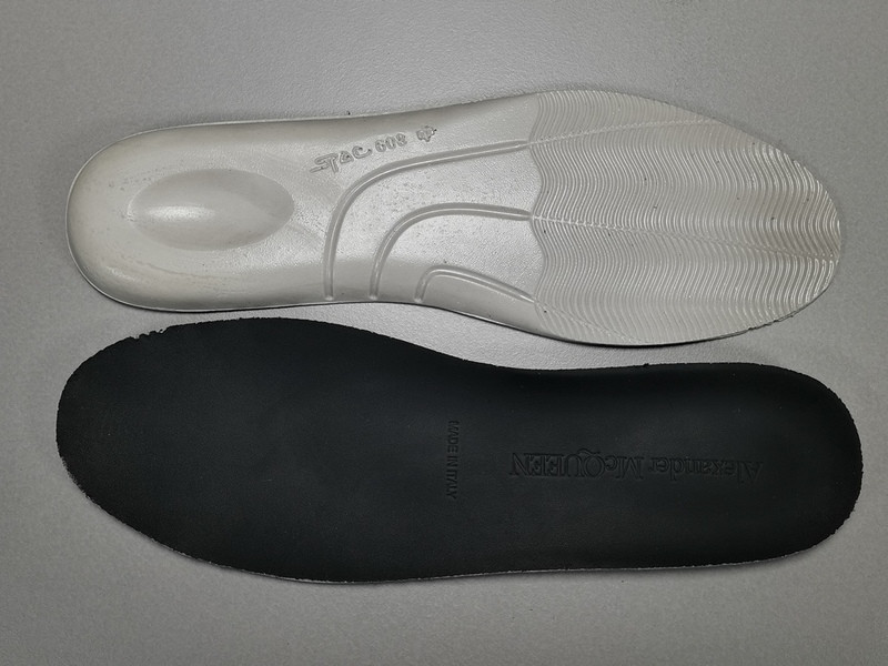 ALEXANDER MCQUEEN SNEAKER