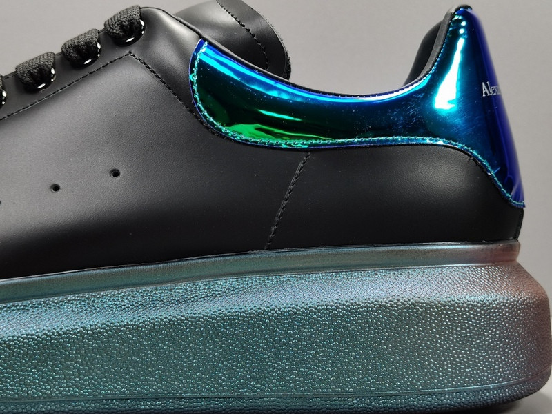 ALEXANDER MCQUEEN SNEAKER