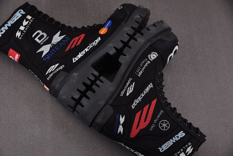 BALENCIAGA STRIKE COMBAT BOOT