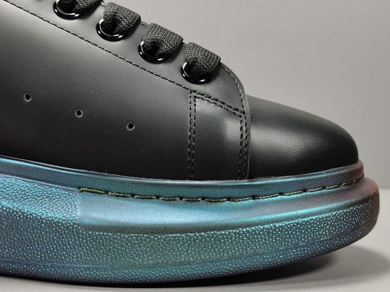 ALEXANDER MCQUEEN SNEAKER