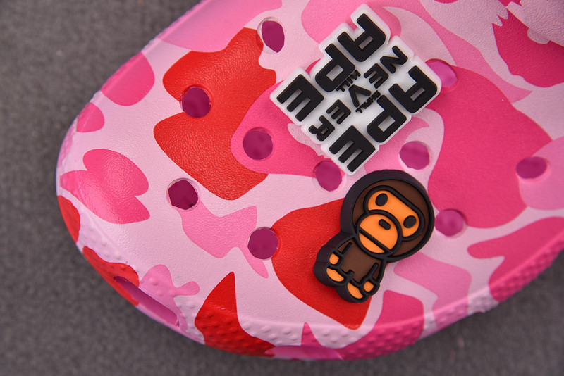 Cr*0*s classic clog a bathing ape abc camo pink