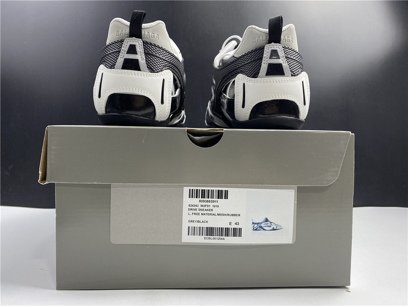 Ba*len*cia*ga drive sneaker 624343-w2fd1-1019