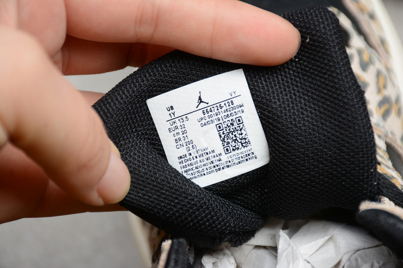 AIR JORDAN 1 MID GS 554725-128