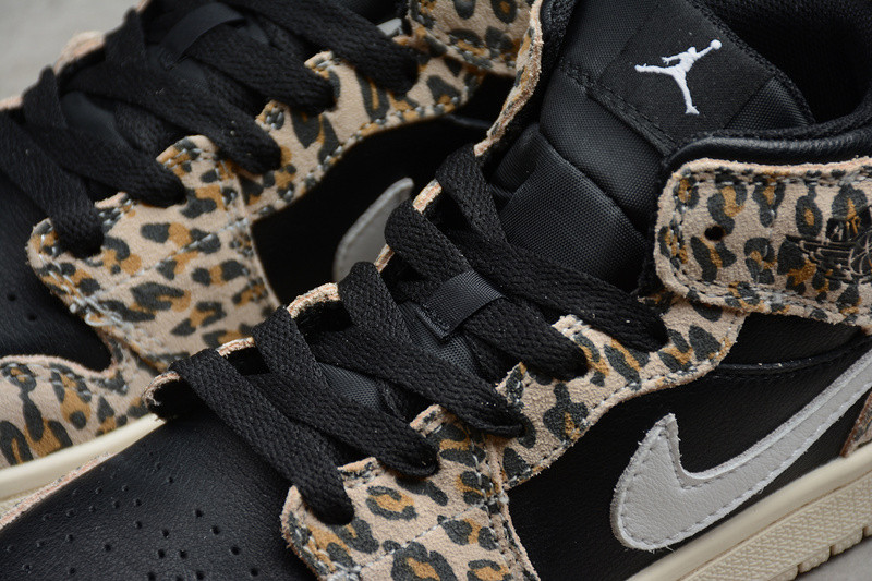 AIR JORDAN 1 MID GS 554725-128