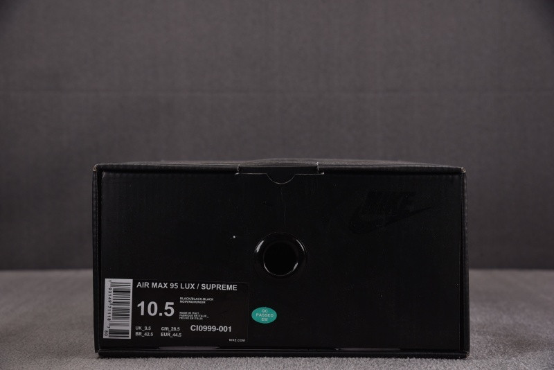 Nike x Suprem* Air Max 95 Lux 