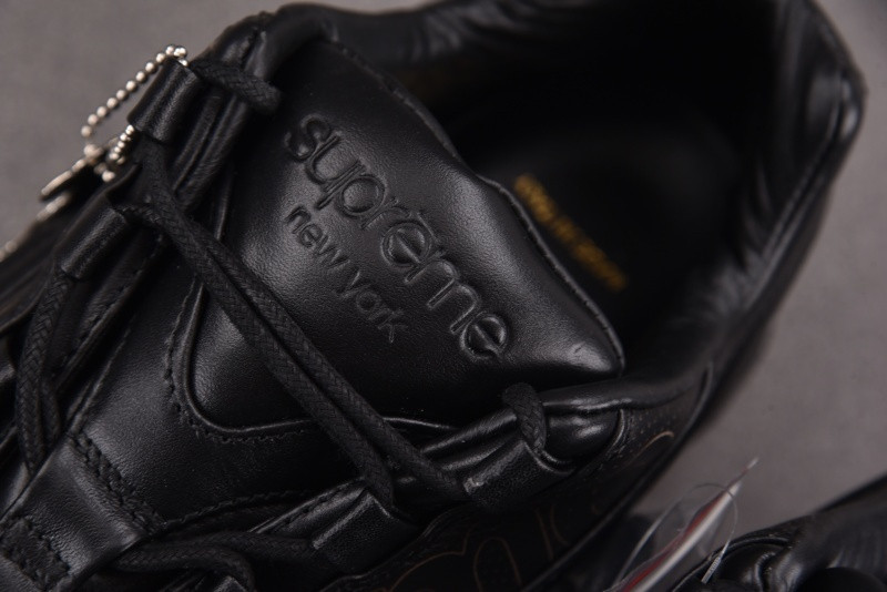 Nike x Suprem* Air Max 95 Lux 