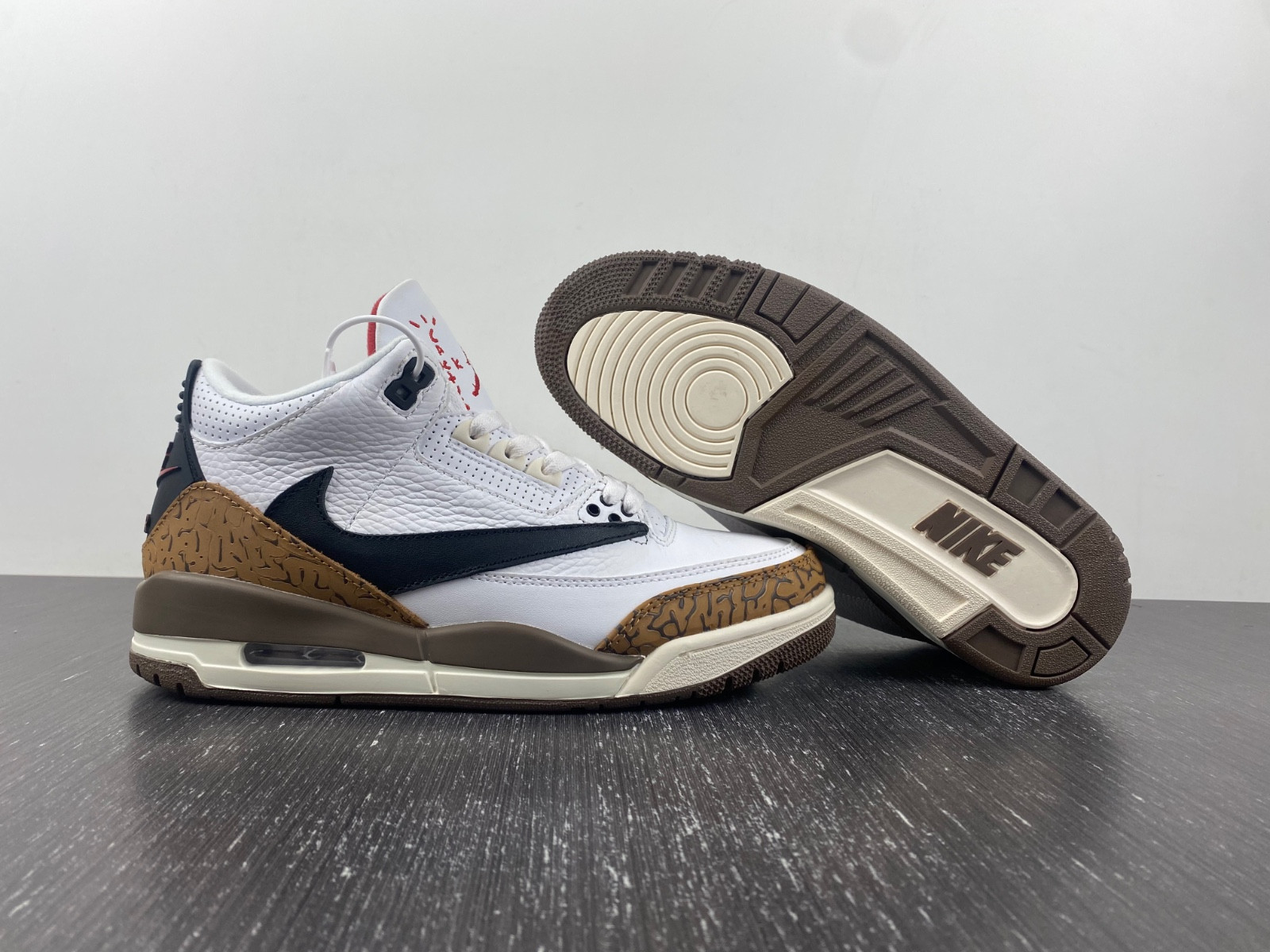 Travis Scott x Air Jordan 3 “Palomino” CT8532-120