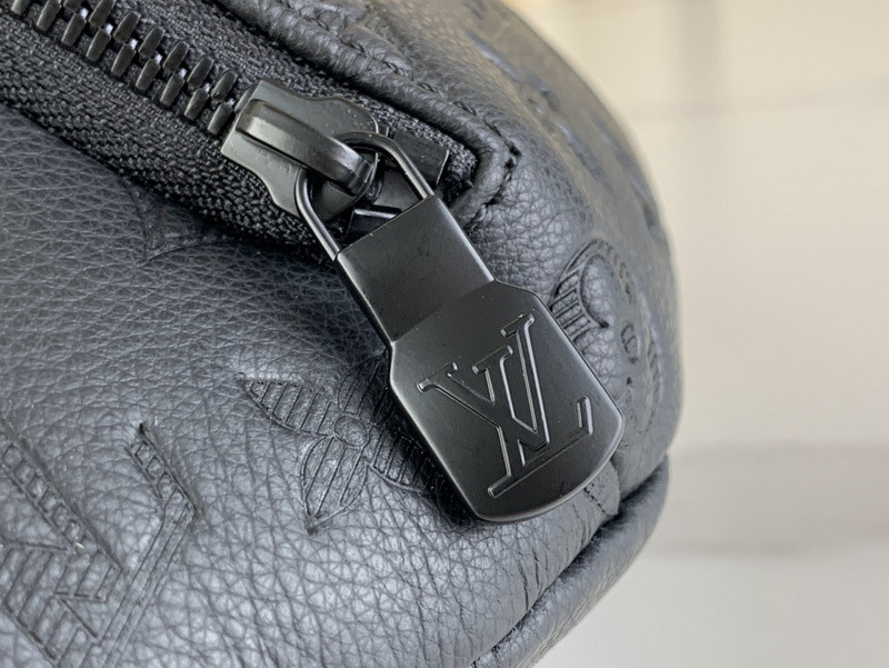 LOUIS VUITTON Rush Bumbag-30*15*8CM