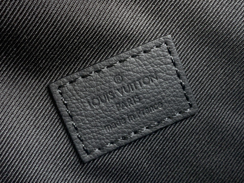 LOUIS VUITTON Rush Bumbag-30*15*8CM