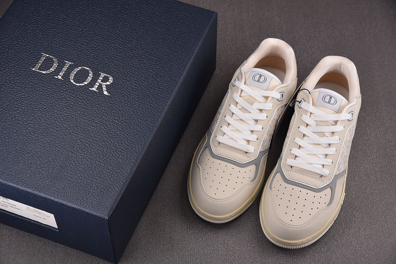 DIOR SNEAKERS