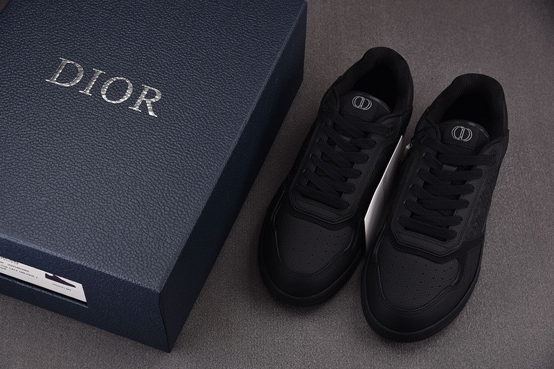 DIOR SNEAKERS