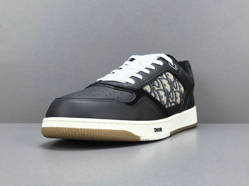 DIOR SNEAKERS