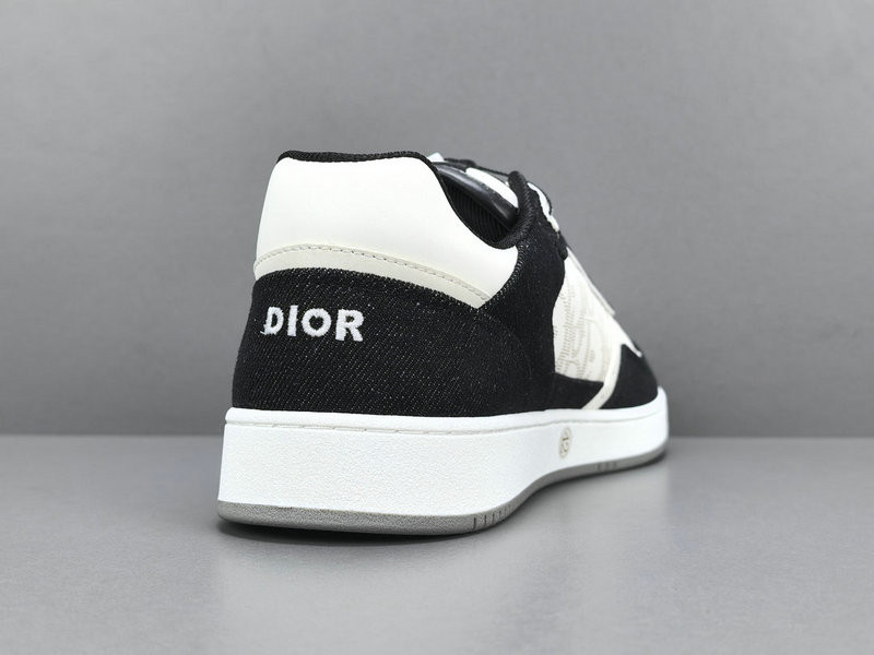 DIOR SNEAKERS