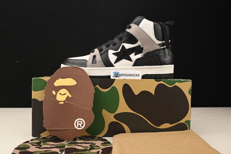 BAPE SNEAKERS