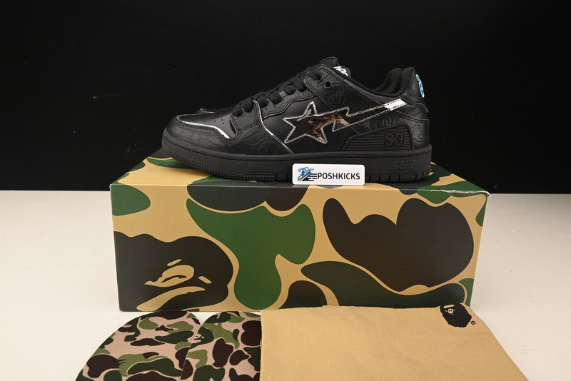 BAPE SNEAKERS