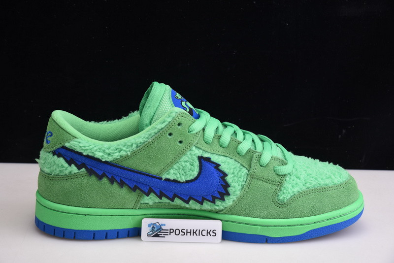 Grateful Dead x Nike SB Dunk Low “Green Bear” CJ5378-300