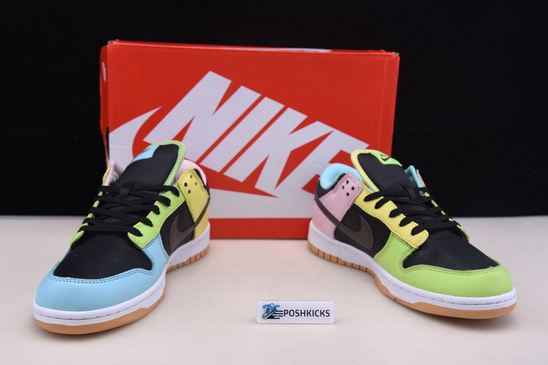 Nike Dunk Low SE “Free 99” DH0952-001