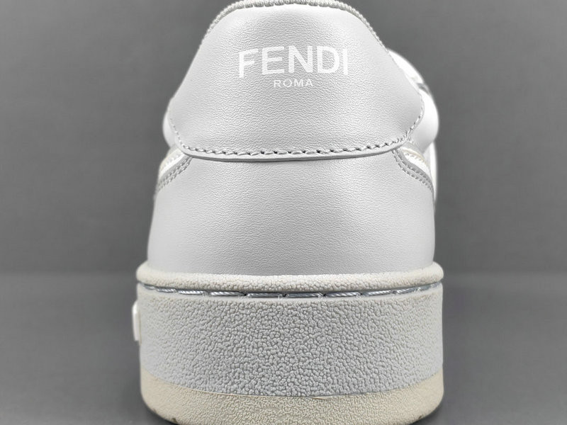 FENDI SNEAKERS