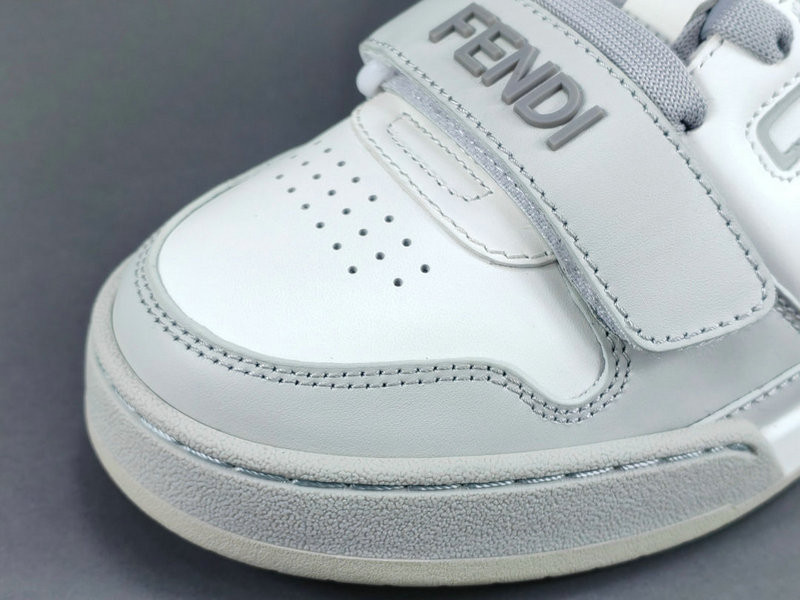 FENDI SNEAKERS