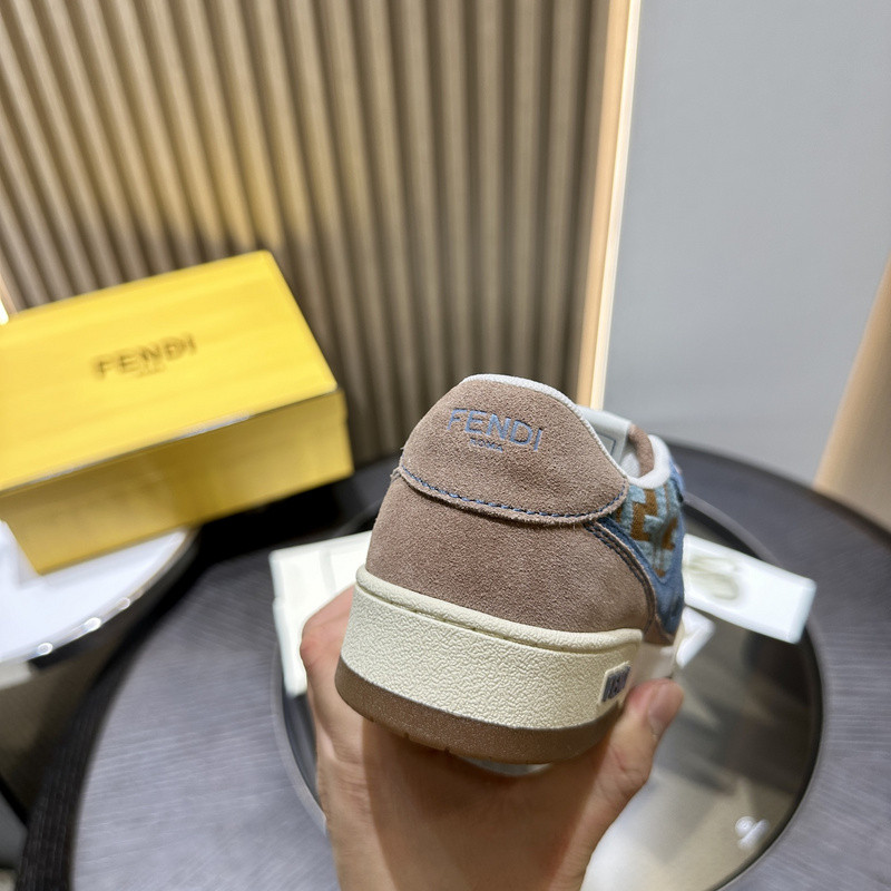 FENDI SNEAKERS