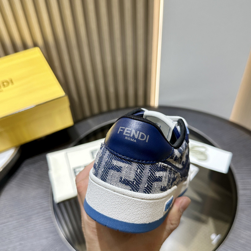 FENDI SNEAKERS