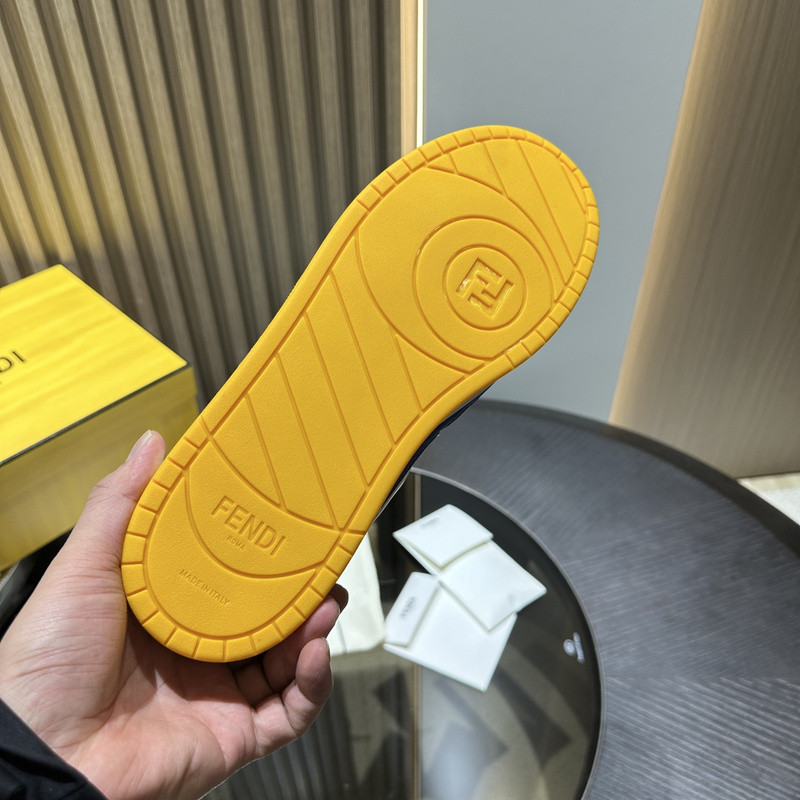 FENDI SNEAKERS