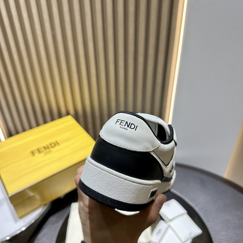 FENDI SNEAKERS