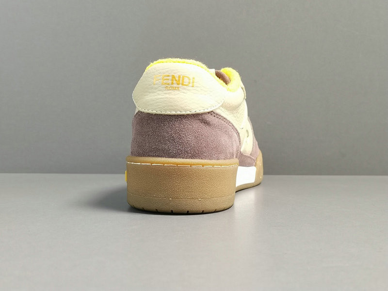 FENDI SNEAKERS