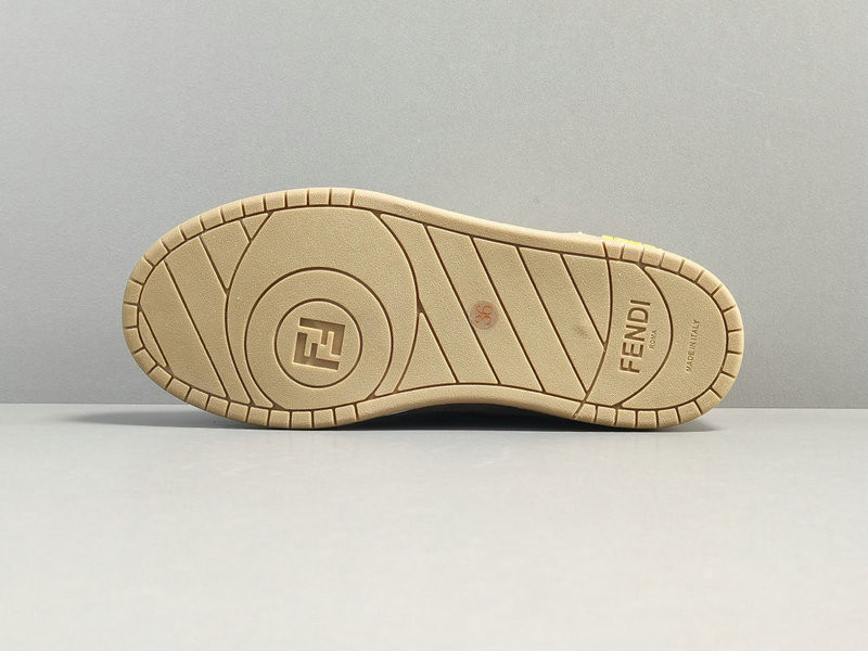 FENDI SNEAKERS