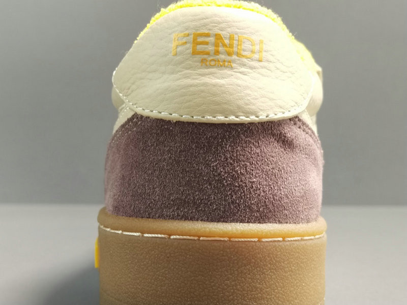FENDI SNEAKERS