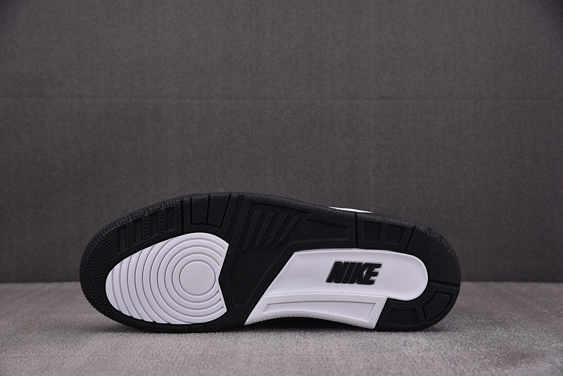 Fragment Design x Air Jordan 3 “Black/White”