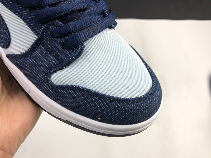 Nike SB Dunk Low 854866-444