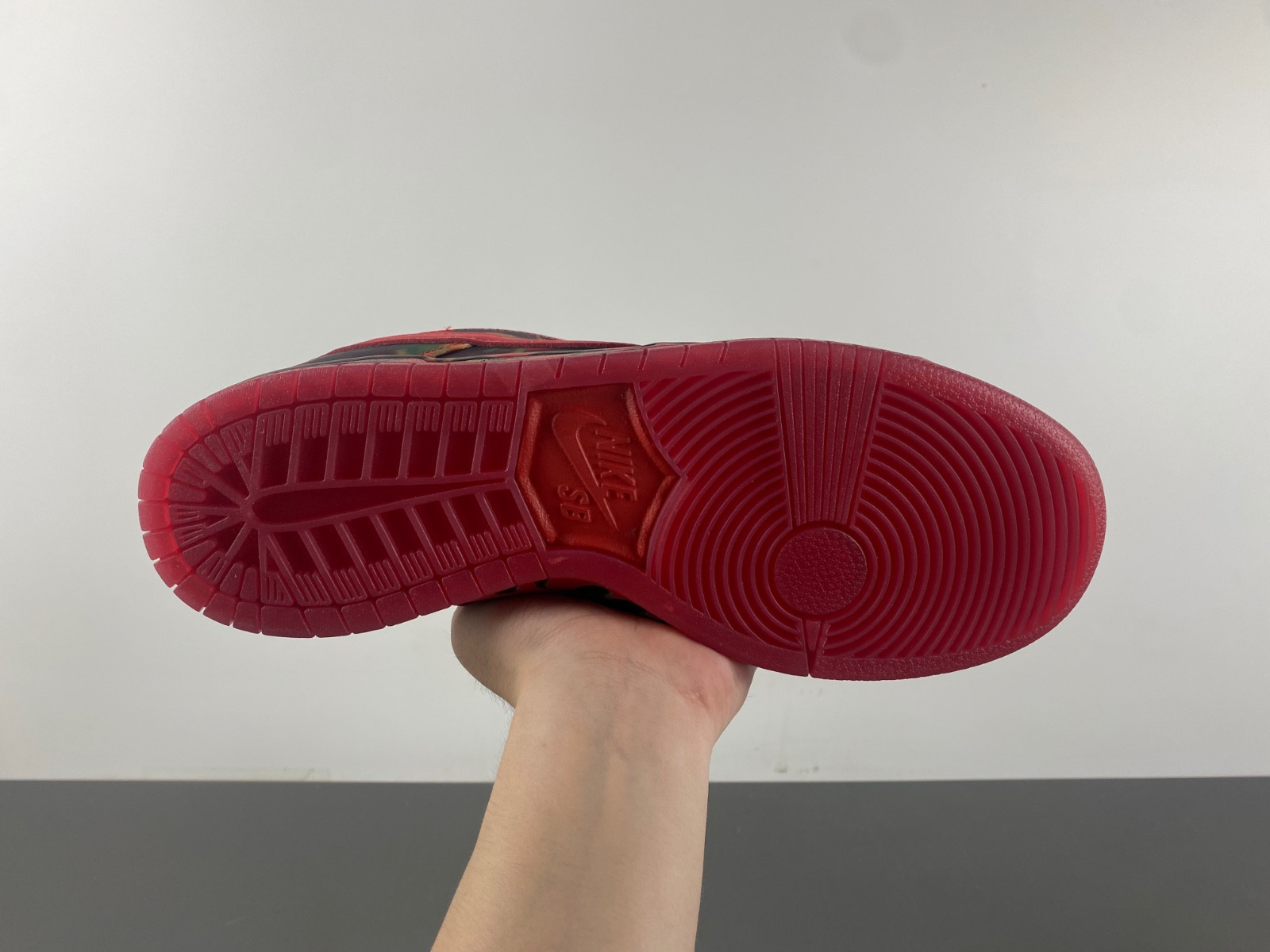 The Wizard of Oz Nike SB Dunk Low FZ1291-600