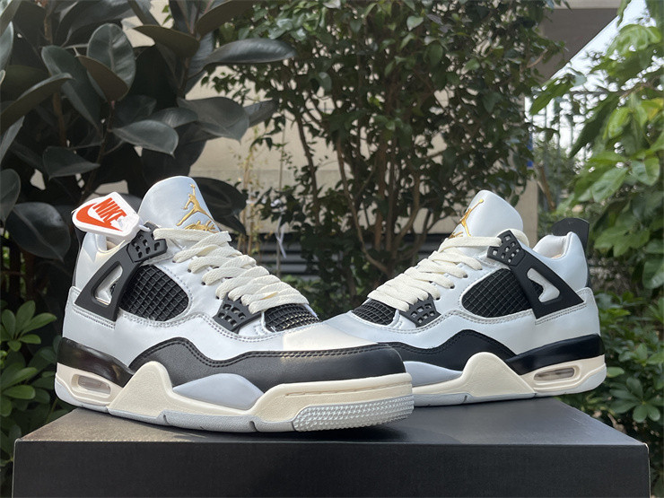 Air Jordan 4 GS "Pure Platinum" FZ8585-070
