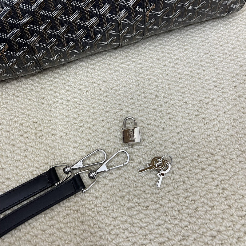 GOYARD Boston travel bag