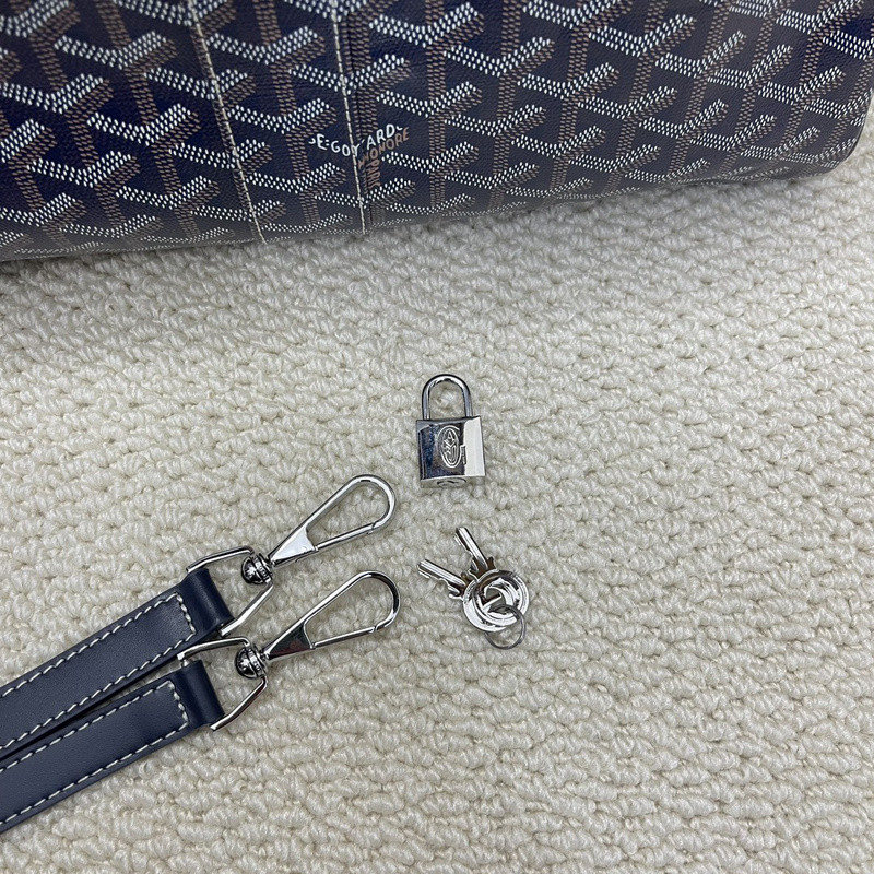 GOYARD Boston travel bag