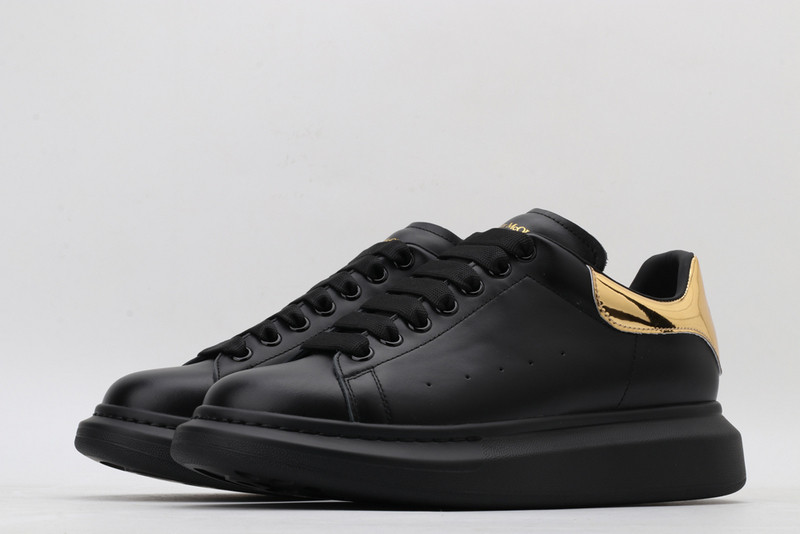 ALEXANDER MCQUEEN SNEAKER