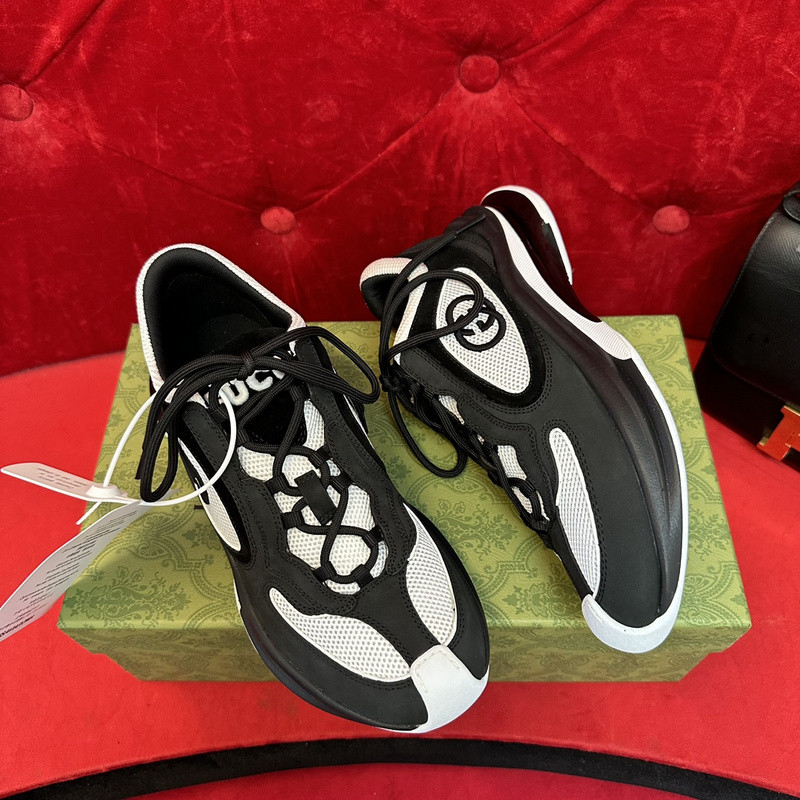 G*u*i run lace-up sneakers