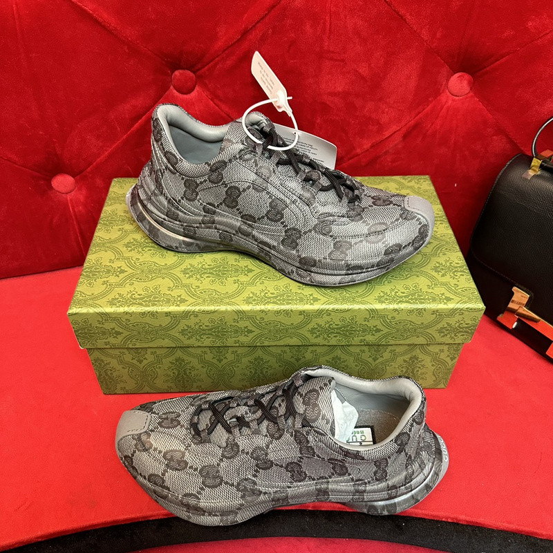 G*u*i run lace-up sneakers