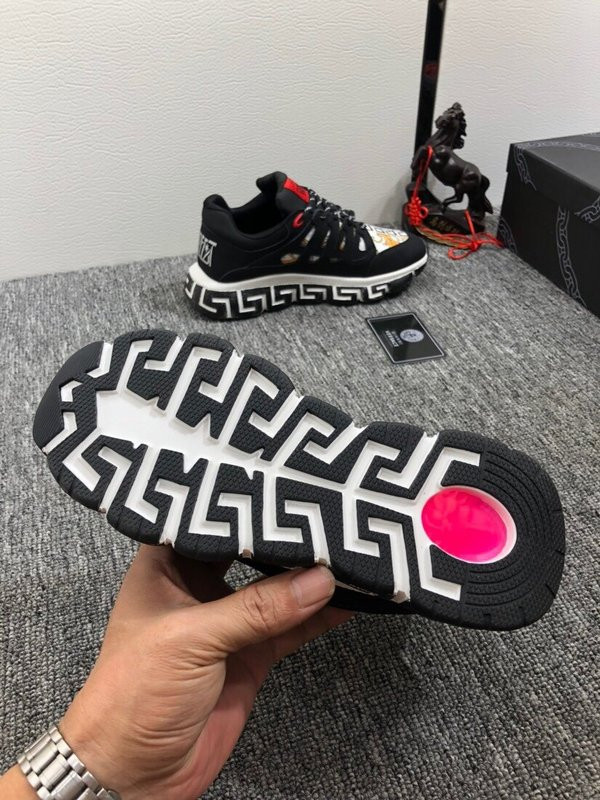 VERSACE CHAIN REACTION SNEAKER