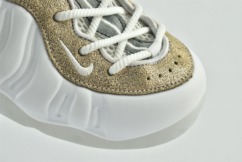 (WMNS) Nike Air Foamposite One 